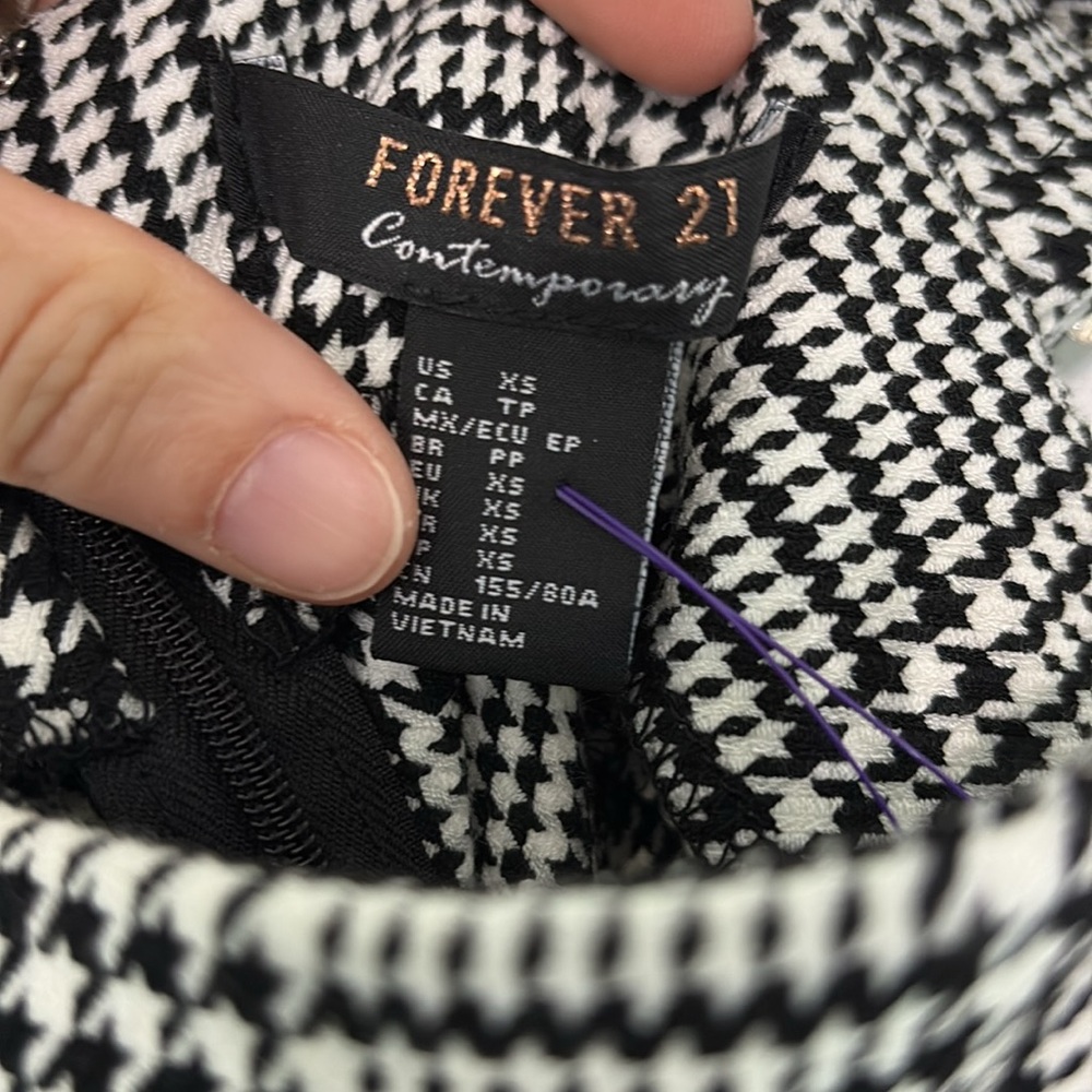 Forever 21 top - Picture 4 of 7